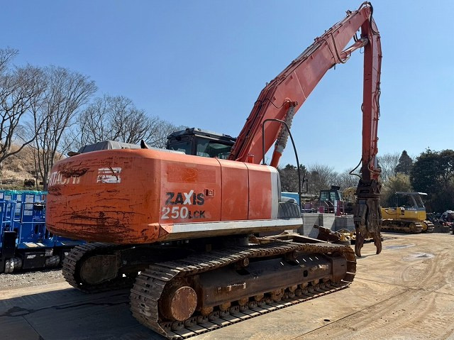 HITACHI ZX250LCK-3 - حفارات زحافة: صور 5 HITACHI ZX250LCK-3 - حفارات زحافة: صور 5