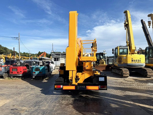 TADANO BT-200-2 - مصاعد الازدهار محمولة على شاحنة: صور 4 TADANO BT-200-2 - مصاعد الازدهار محمولة على شاحنة: صور 4