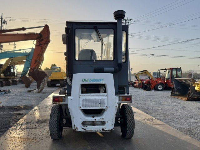 UNICARRIERS SD25-2 - اللودر بعجل: صور 4 UNICARRIERS SD25-2 - اللودر بعجل: صور 4