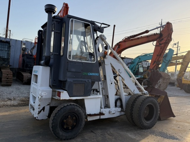 UNICARRIERS SD25-2 - اللودر بعجل: صور 5 UNICARRIERS SD25-2 - اللودر بعجل: صور 5