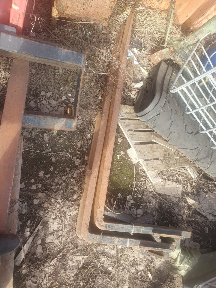 Pallet forks - شوكات: صور 1 Pallet forks - شوكات: صور 1