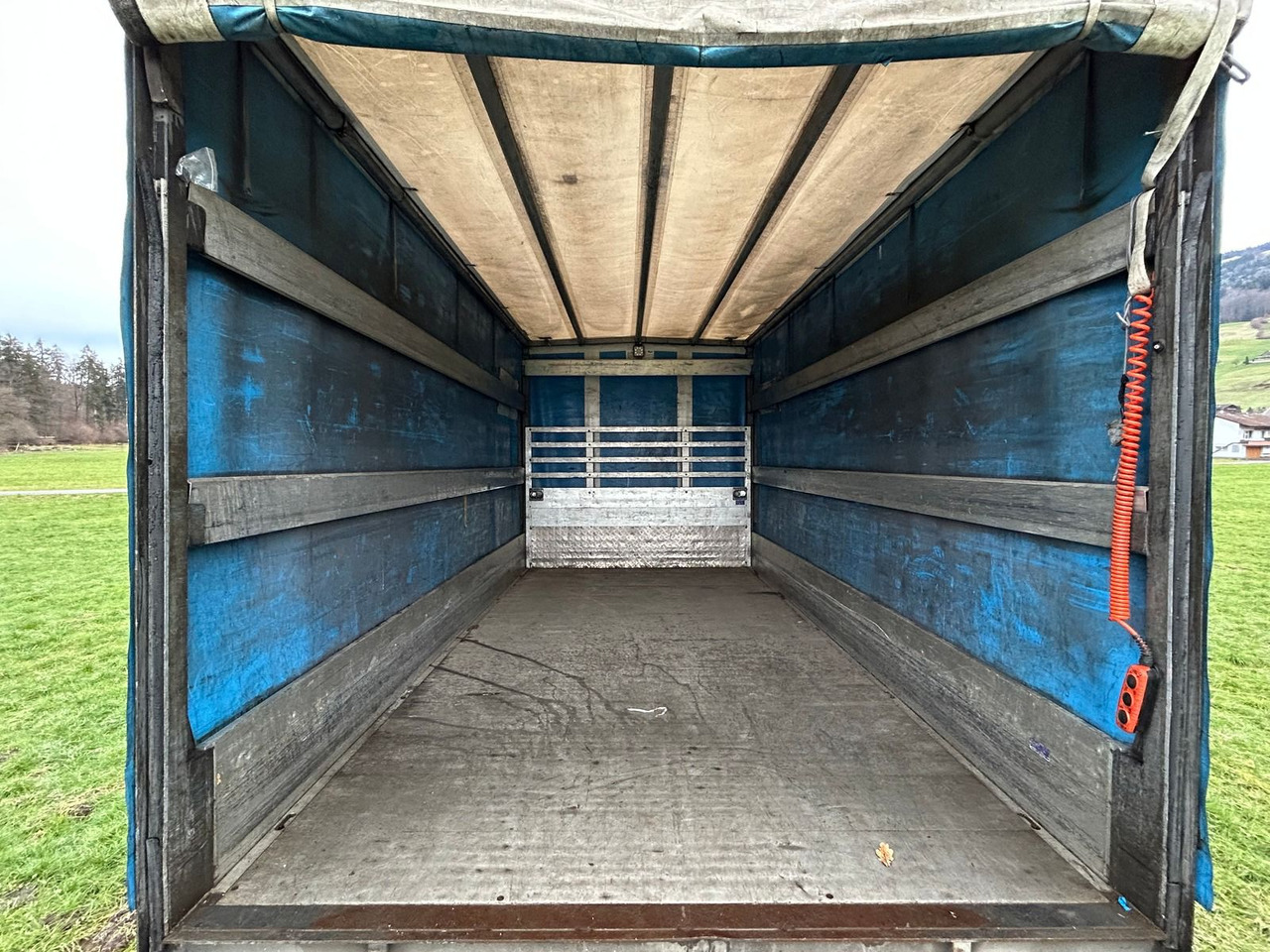 MERCEDES-BENZ Atego 818 - شاحنة ستارة: صور 5 MERCEDES-BENZ Atego 818 - شاحنة ستارة: صور 5