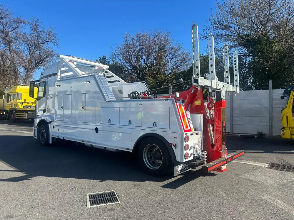 Mercedes-Benz Actros 1943 *NOUVELLE SUPERTRUCTURE GRS 20000 VEMASUR*FULL AIR - سيارة السحب للتصليح: صور 4 Mercedes-Benz Actros 1943 *NOUVELLE SUPERTRUCTURE GRS 20000 VEMASUR*FULL AIR - سيارة السحب للتصليح: صور 4