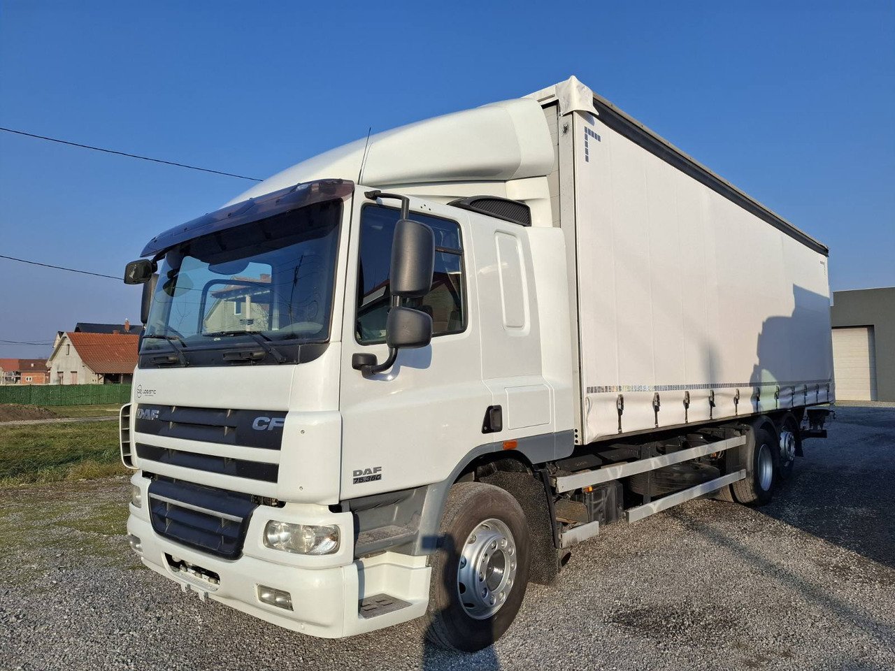 DAF CF 75.360 8,5m - شاحنة ستارة: صور 4 DAF CF 75.360 8,5m - شاحنة ستارة: صور 4