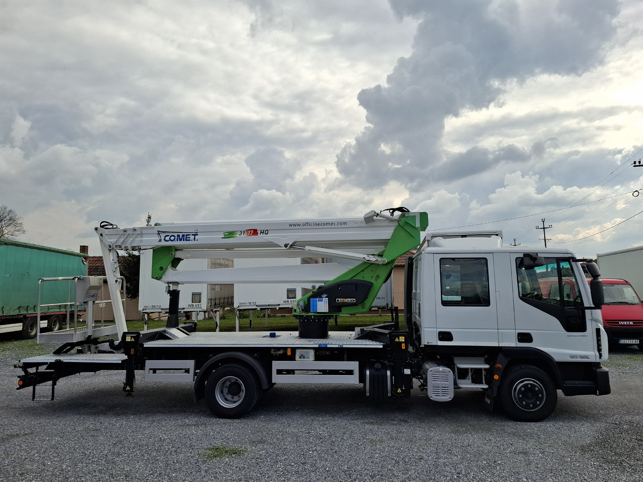 IVECO Eurocargo ML120EL18 Comet 31-17 HQ - مصاعد الازدهار محمولة على شاحنة: صور 5 IVECO Eurocargo ML120EL18 Comet 31-17 HQ - مصاعد الازدهار محمولة على شاحنة: صور 5