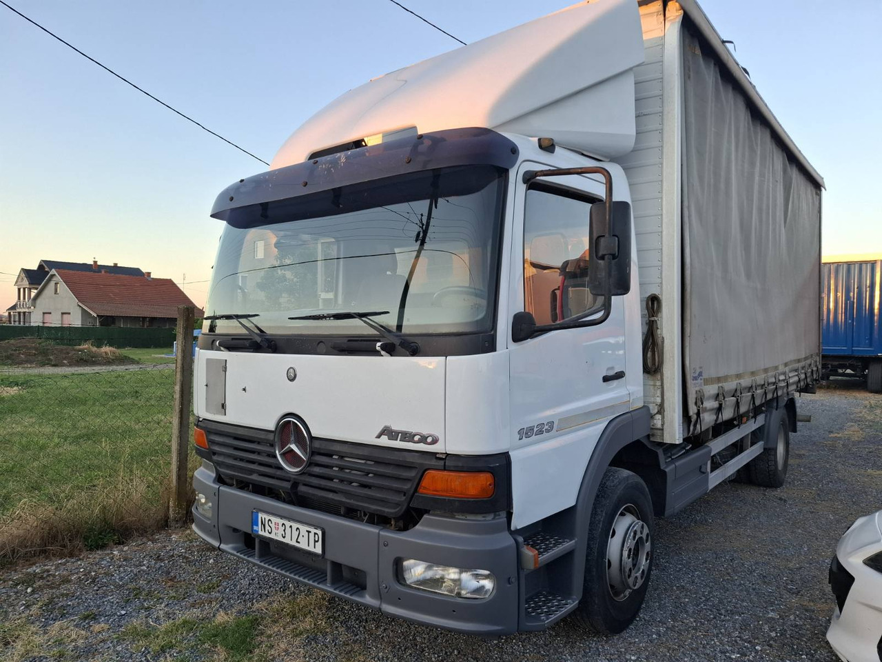 MERCEDES-BENZ ATEGO 1523 - شاحنة: صور 3 MERCEDES-BENZ ATEGO 1523 - شاحنة: صور 3