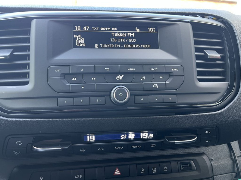 Citroën Jumpy 2.0 HDI 123pk E6 XL L3 BPM Vrij! Lease €220 /m, Airco, PDC V+A, Cruise controle, Onderhoudshistorie aanwezig إيجار Citroën Jumpy 2.0 HDI 123pk E6 XL L3 BPM Vrij! Lease €220 /m, Airco, PDC V+A, Cruise controle, Onderhoudshistorie aanwezig: صور 10 Citroën Jumpy 2.0 HDI 123pk E6 XL L3 BPM Vrij! Lease €220 /m, Airco, PDC V+A, Cruise controle, Onderhoudshistorie aanwezig إيجار Citroën Jumpy 2.0 HDI 123pk E6 XL L3 BPM Vrij! Lease €220 /m, Airco, PDC V+A, Cruise controle, Onderhoudshistorie aanwezig: صور 10