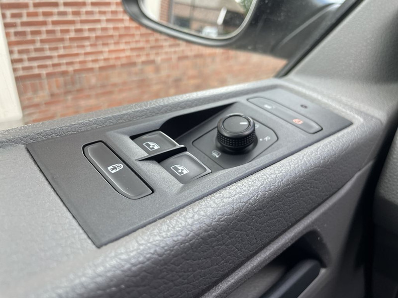 فان المدمجة Volkswagen Transporter T6.1 2.0 TDI 150pk L2 Lease €334p/m, Airco, Navi, PDC, Bott inrichting, Trekhaak, Volledig onderhoudshistorie aanwezig: صور 15