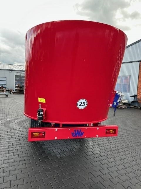 Mayer Siloking Futtermischwagen 20-30cb - آلة خلط وتوزيع الأعلاف: صور 4 Mayer Siloking Futtermischwagen 20-30cb - آلة خلط وتوزيع الأعلاف: صور 4