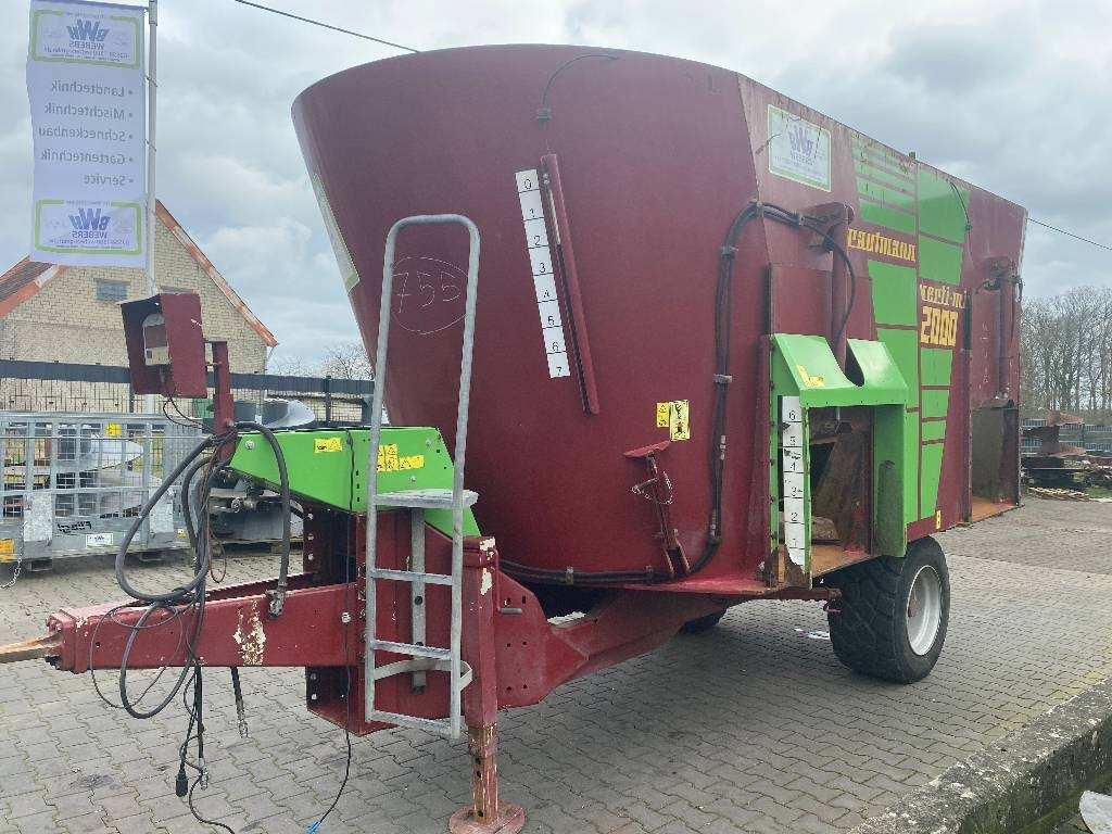 Strautmann Verti-Mix 2000  - آلة خلط وتوزيع الأعلاف: صور 2 Strautmann Verti-Mix 2000  - آلة خلط وتوزيع الأعلاف: صور 2
