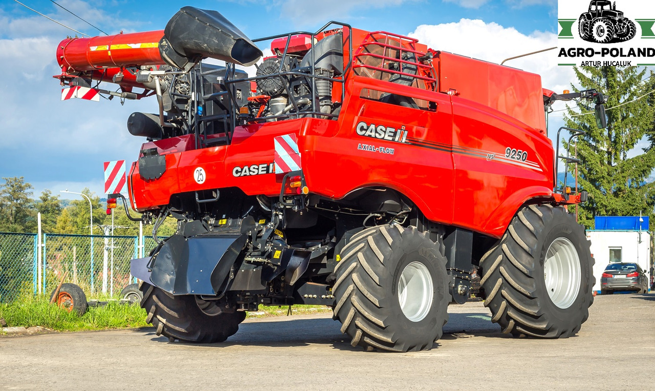 CASE IH IH 9250 AFS - 2019 ROK - 4X4 - 10,7 M. - GPS - AUTOPILOT - 2754H - حصادة شاملة: صور 5 CASE IH IH 9250 AFS - 2019 ROK - 4X4 - 10,7 M. - GPS - AUTOPILOT - 2754H - حصادة شاملة: صور 5