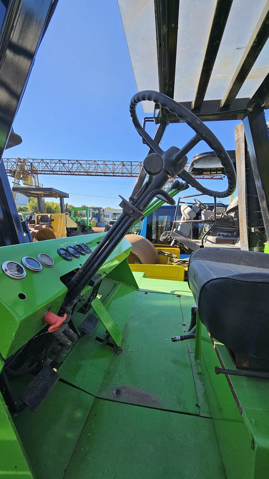 CATERPILLAR V330B - شاحنات الطرق الوعرة: صور 4 CATERPILLAR V330B - شاحنات الطرق الوعرة: صور 4