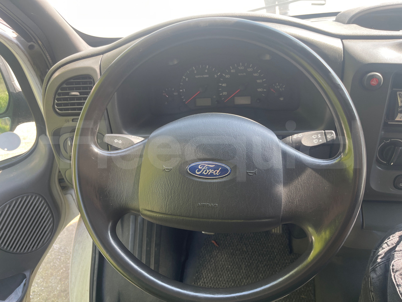 Bundle di 4 mezzi Ford - Transit Tourneo Ford - Transit Tourneo Ford - Transit Ford - Transit Tourneo - حافلة صغيرة, ميكروباص: صور 3 Bundle di 4 mezzi Ford - Transit Tourneo Ford - Transit Tourneo Ford - Transit Ford - Transit Tourneo - حافلة صغيرة, ميكروباص: صور 3