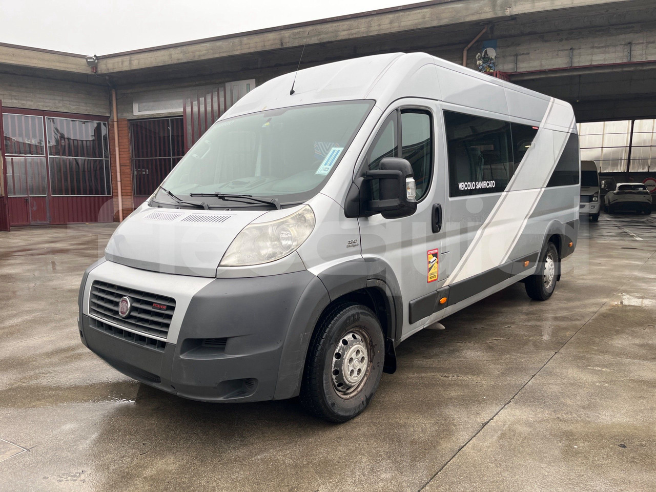 Fiat Ducato - سياحية حافلة: صور 4 Fiat Ducato - سياحية حافلة: صور 4