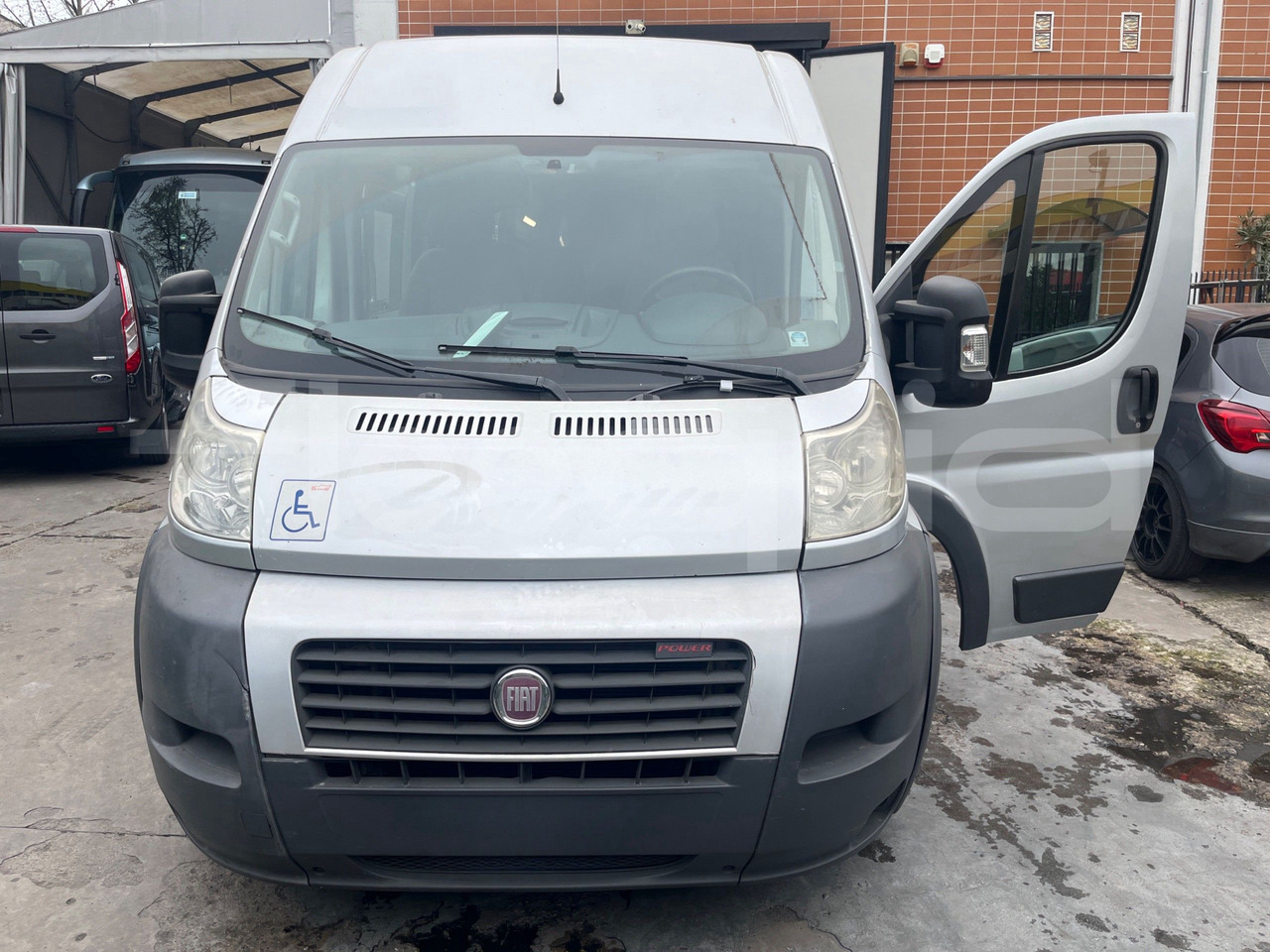 Fiat Ducato - حافلة صغيرة, ميكروباص: صور 1 Fiat Ducato - حافلة صغيرة, ميكروباص: صور 1