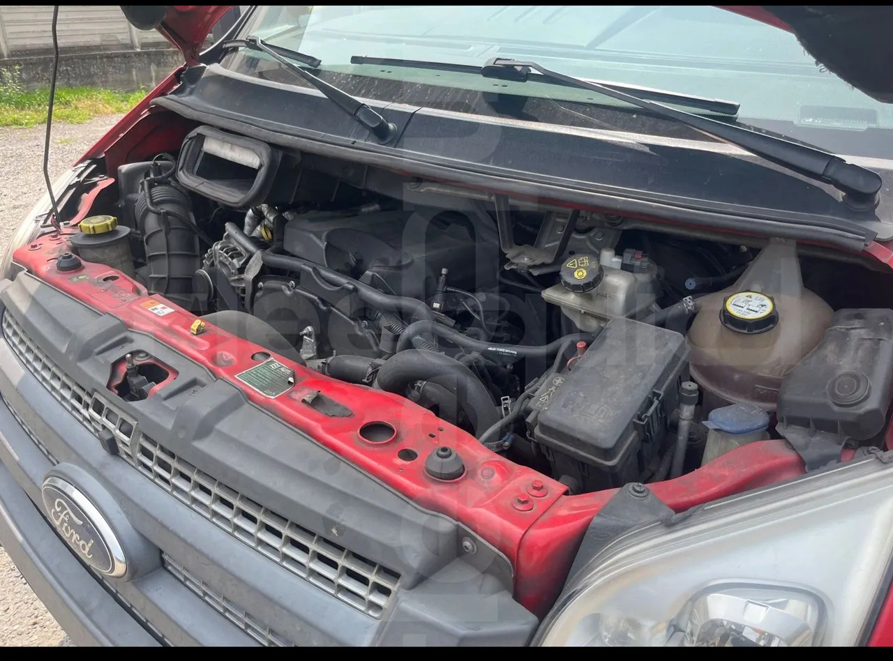 باص النقل بين المدن Ford Transit Tourneo: صور 15 باص النقل بين المدن Ford Transit Tourneo: صور 15