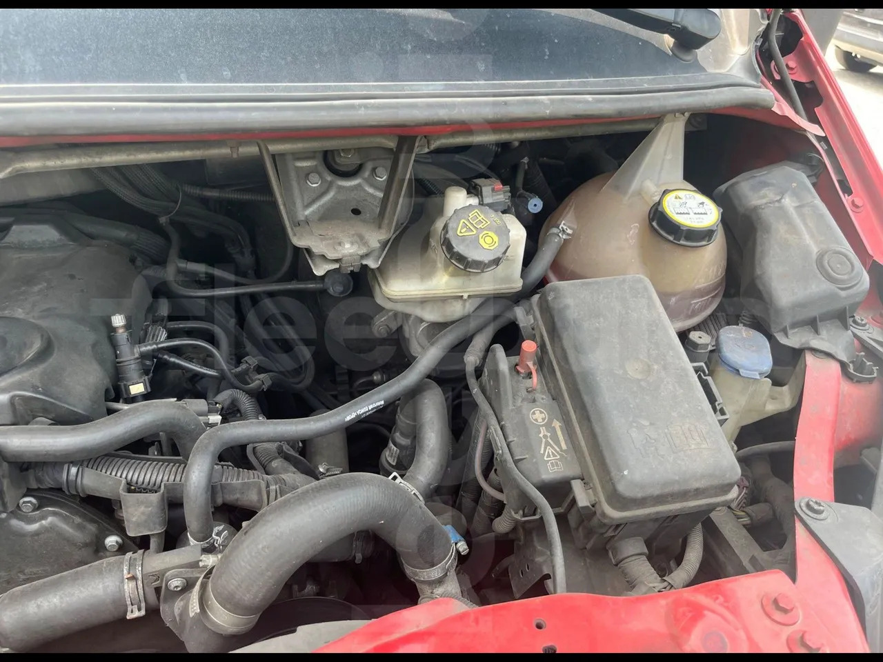 باص النقل بين المدن Ford Transit Tourneo: صور 13 باص النقل بين المدن Ford Transit Tourneo: صور 13