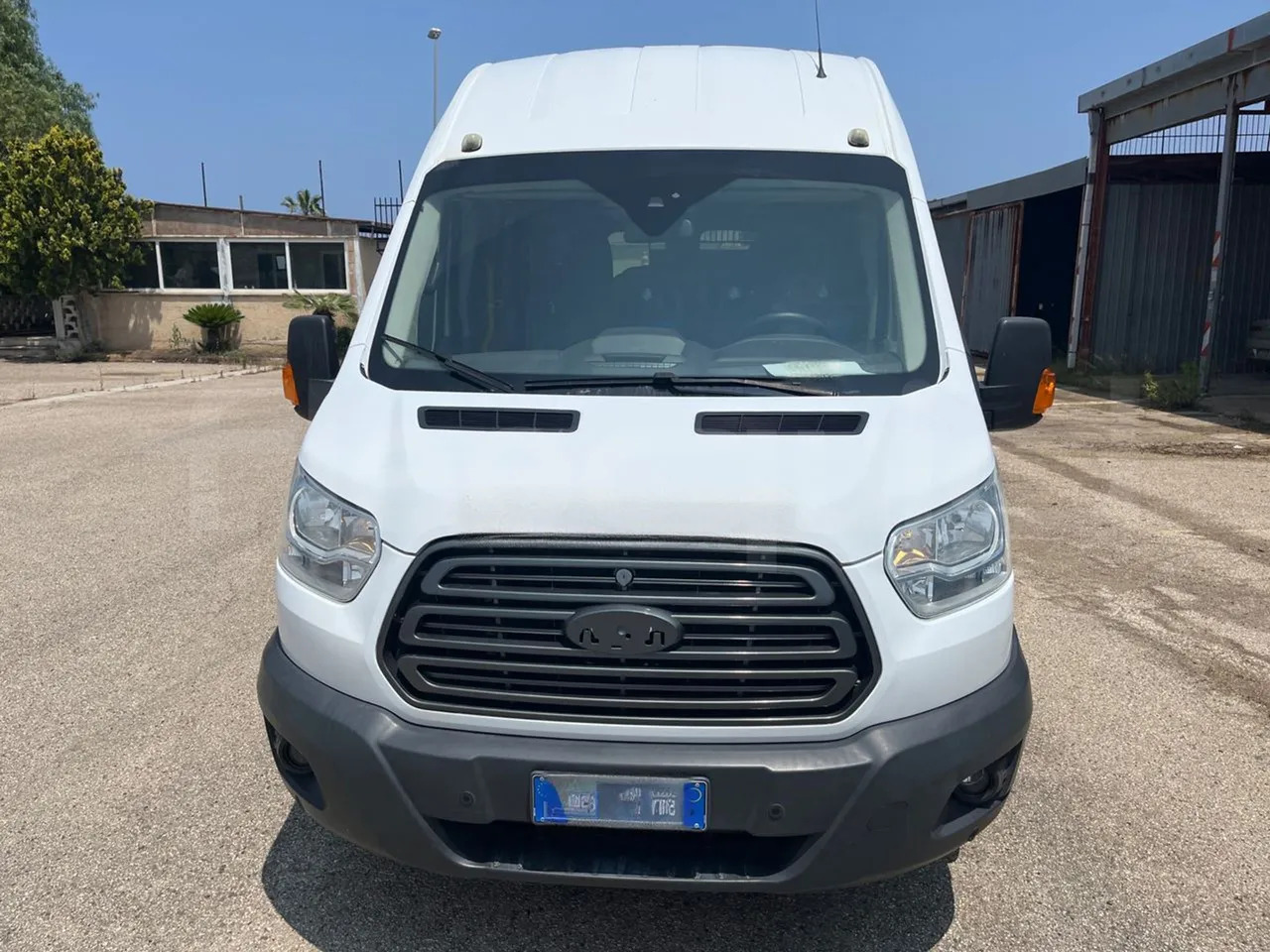 Ford Transit - حافلة صغيرة, ميكروباص: صور 2 Ford Transit - حافلة صغيرة, ميكروباص: صور 2