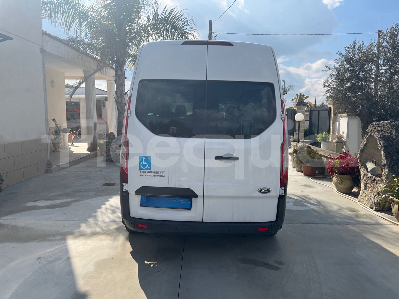 Ford Transit - حافلة صغيرة, ميكروباص: صور 5 Ford Transit - حافلة صغيرة, ميكروباص: صور 5