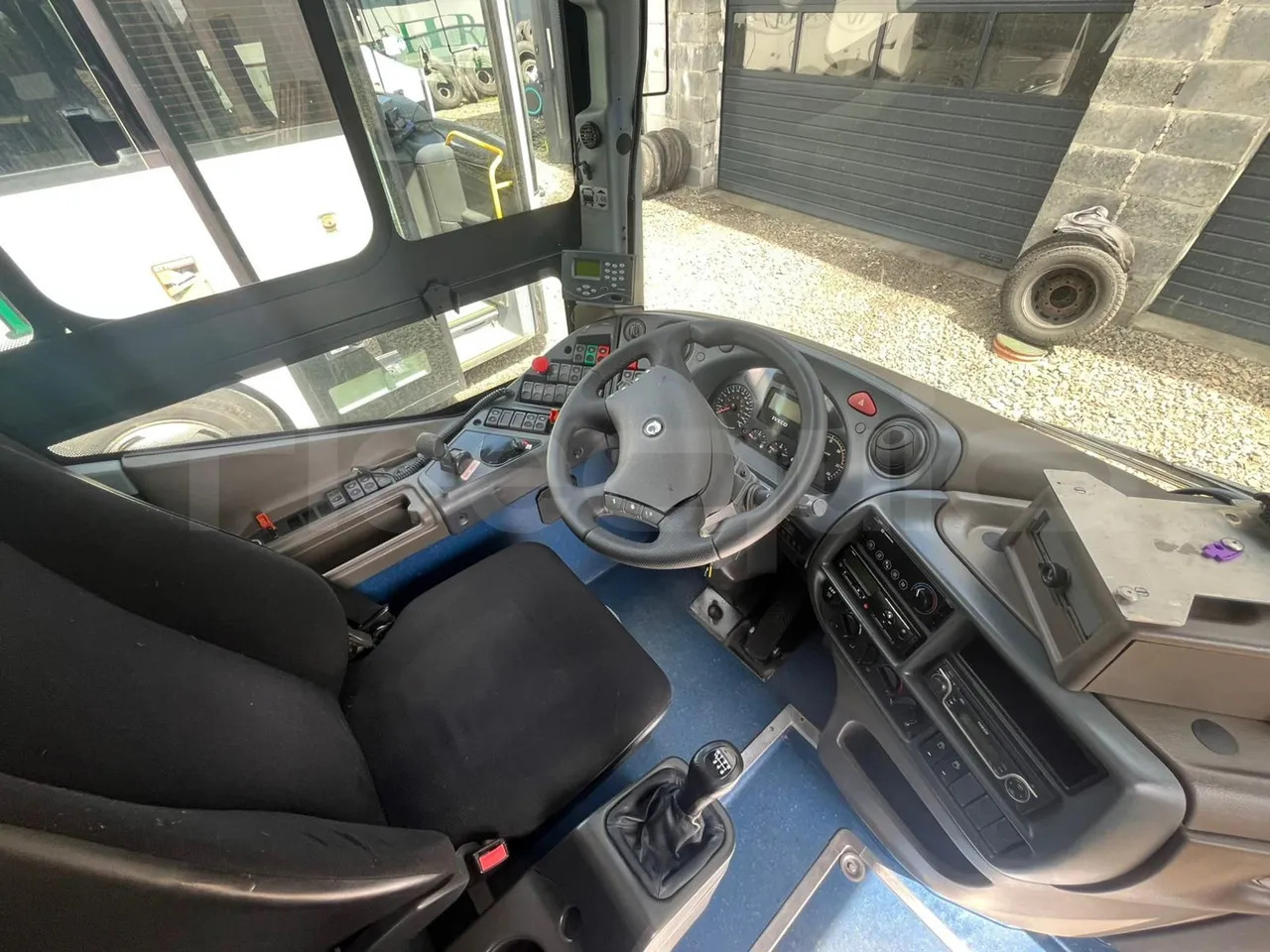 باص النقل بين المدن Iveco Crossway: صور 10