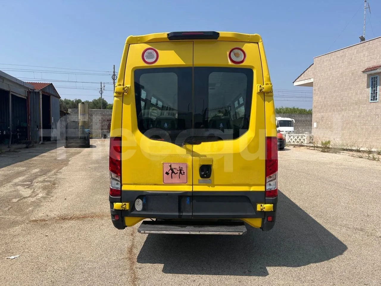 Iveco Daily - حافلة مدرسية: صور 5 Iveco Daily - حافلة مدرسية: صور 5