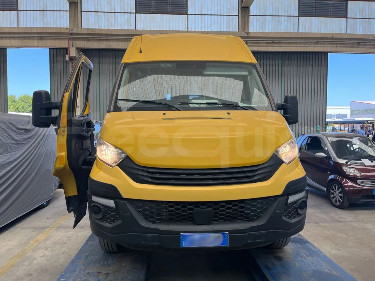 Iveco Daily - حافلة مدرسية: صور 2 Iveco Daily - حافلة مدرسية: صور 2