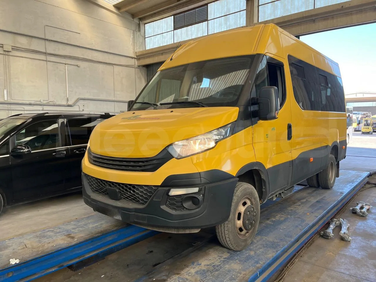 Iveco Daily - حافلة مدرسية: صور 4 Iveco Daily - حافلة مدرسية: صور 4
