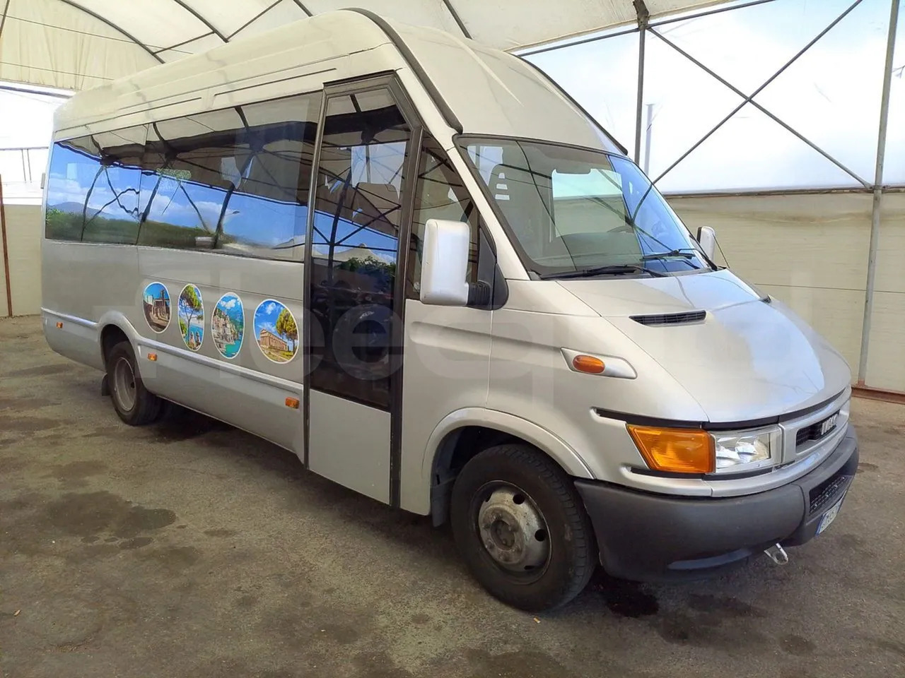 Iveco Daily - حافلة صغيرة, ميكروباص: صور 1 Iveco Daily - حافلة صغيرة, ميكروباص: صور 1