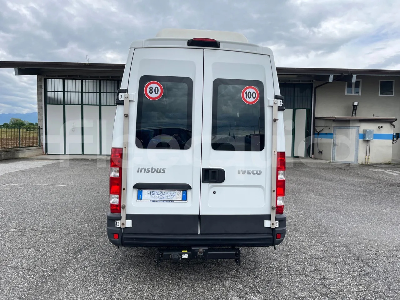 Iveco Daily - حافلة صغيرة, ميكروباص: صور 5 Iveco Daily - حافلة صغيرة, ميكروباص: صور 5