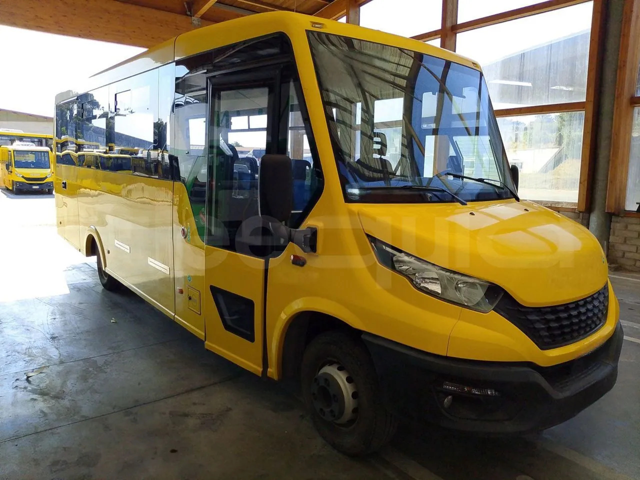 Iveco Indcar - حافلة مدرسية: صور 1 Iveco Indcar - حافلة مدرسية: صور 1