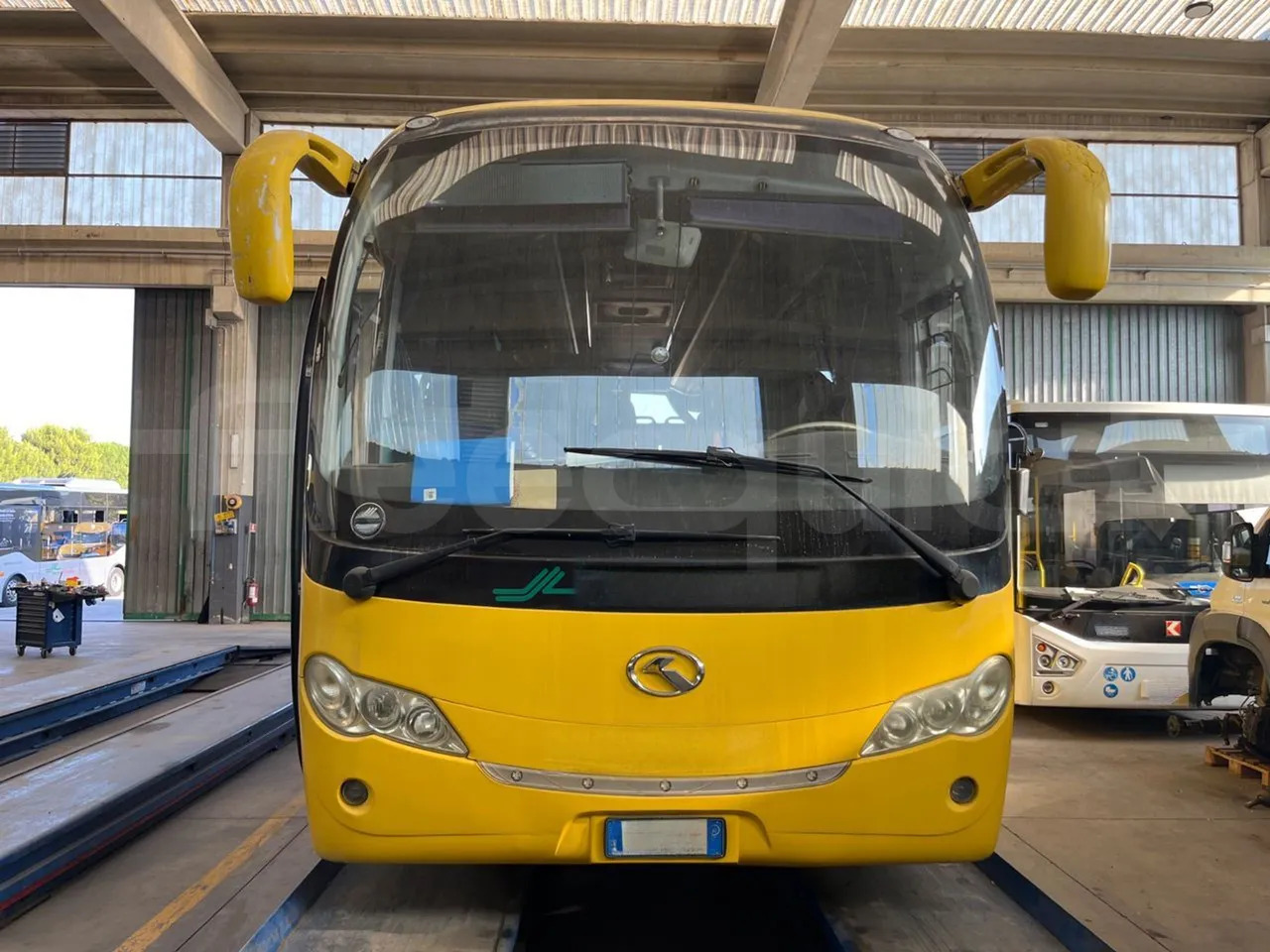 King Long XMQ6800 - حافلة مدرسية: صور 2 King Long XMQ6800 - حافلة مدرسية: صور 2