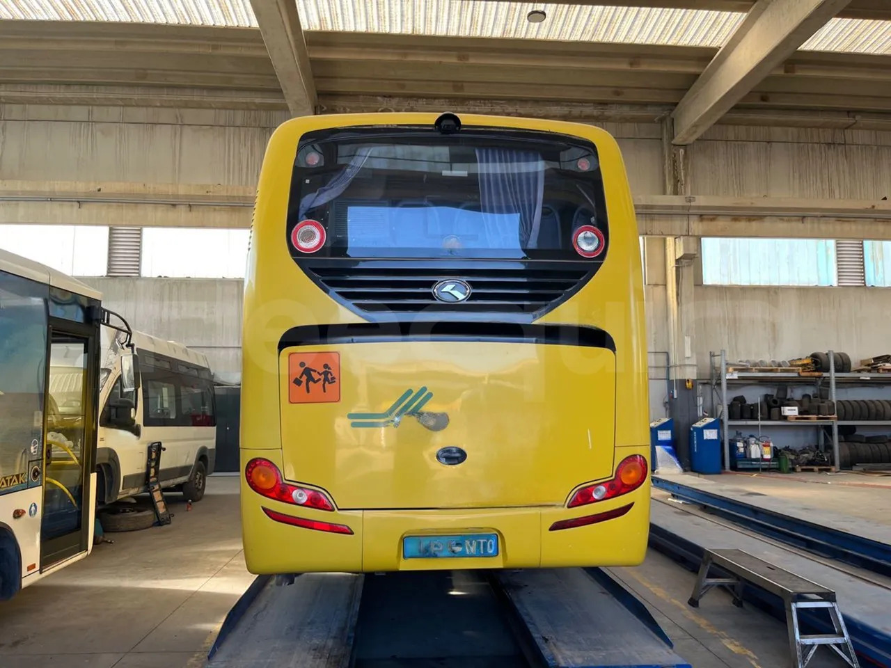 King Long XMQ6800 - حافلة مدرسية: صور 5 King Long XMQ6800 - حافلة مدرسية: صور 5