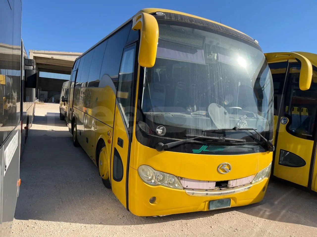 King Long XMQ6800 - حافلة مدرسية: صور 1 King Long XMQ6800 - حافلة مدرسية: صور 1