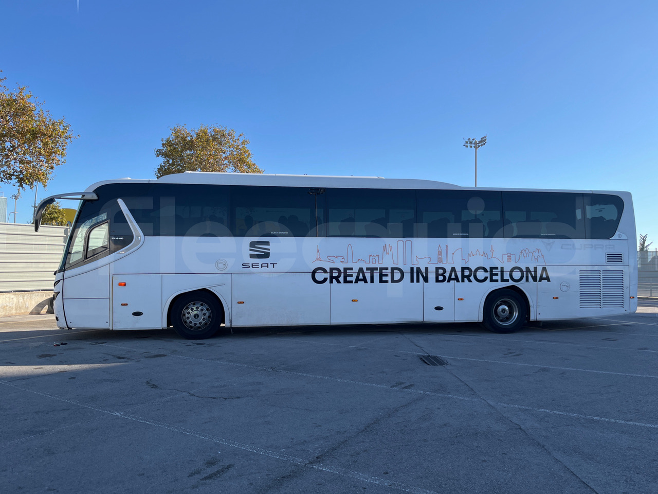 Man Noge - سياحية حافلة: صور 5 Man Noge - سياحية حافلة: صور 5