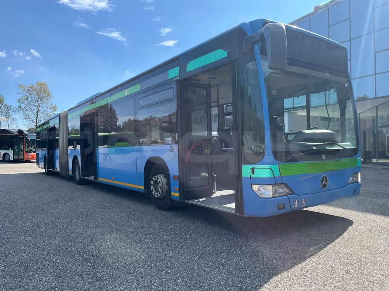 Mercedes-Benz Citaro G إيجار Mercedes-Benz Citaro G: صور 10 Mercedes-Benz Citaro G إيجار Mercedes-Benz Citaro G: صور 10