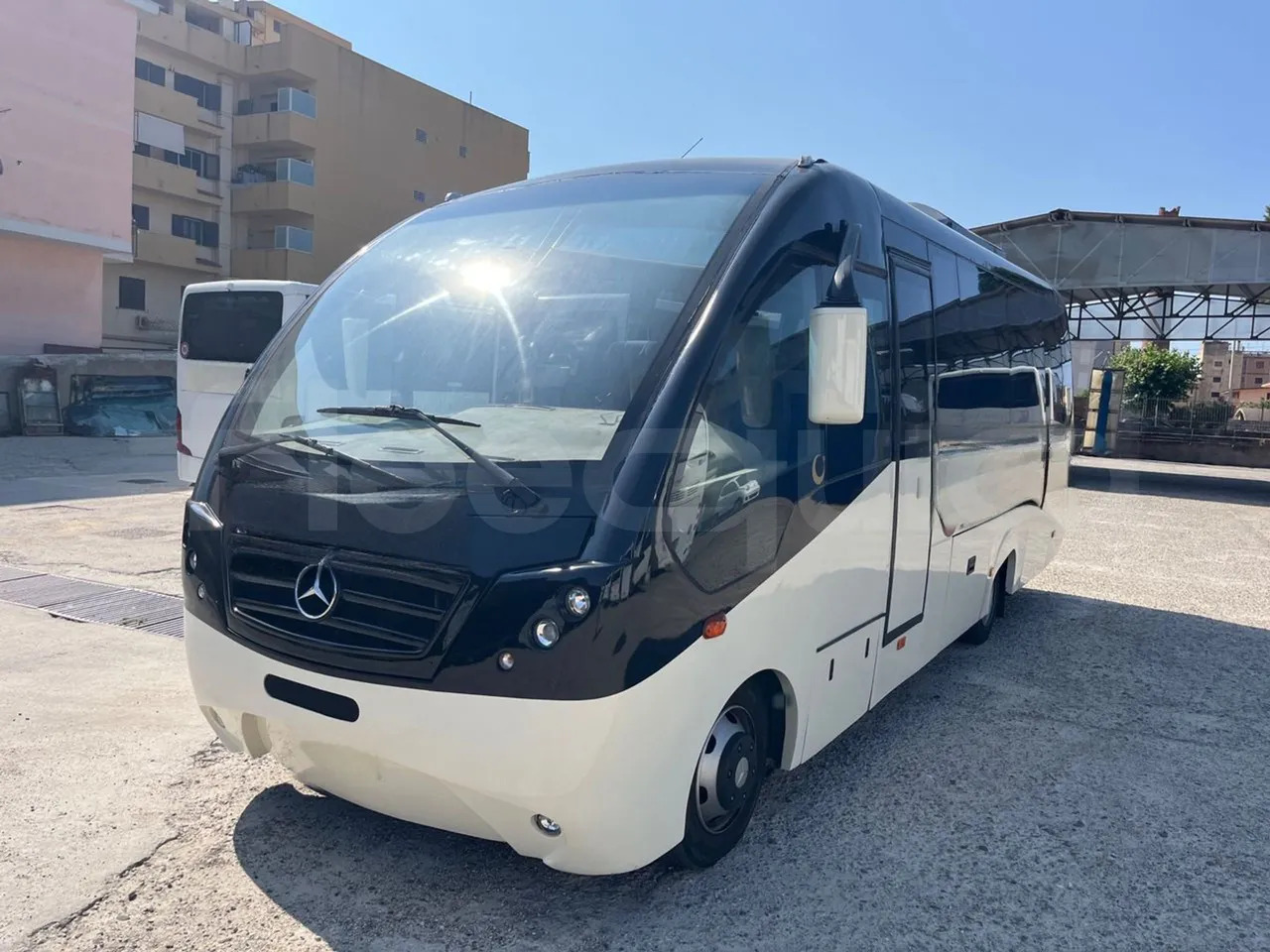 Mercedes-Benz MB 818 S - سياحية حافلة: صور 4 Mercedes-Benz MB 818 S - سياحية حافلة: صور 4