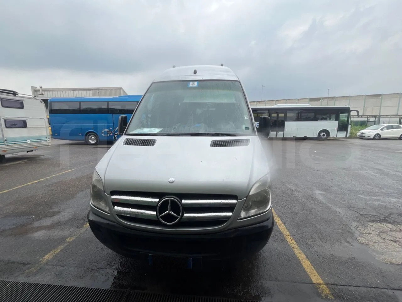 Mercedes-Benz Sprinter - حافلة صغيرة, ميكروباص: صور 2 Mercedes-Benz Sprinter - حافلة صغيرة, ميكروباص: صور 2