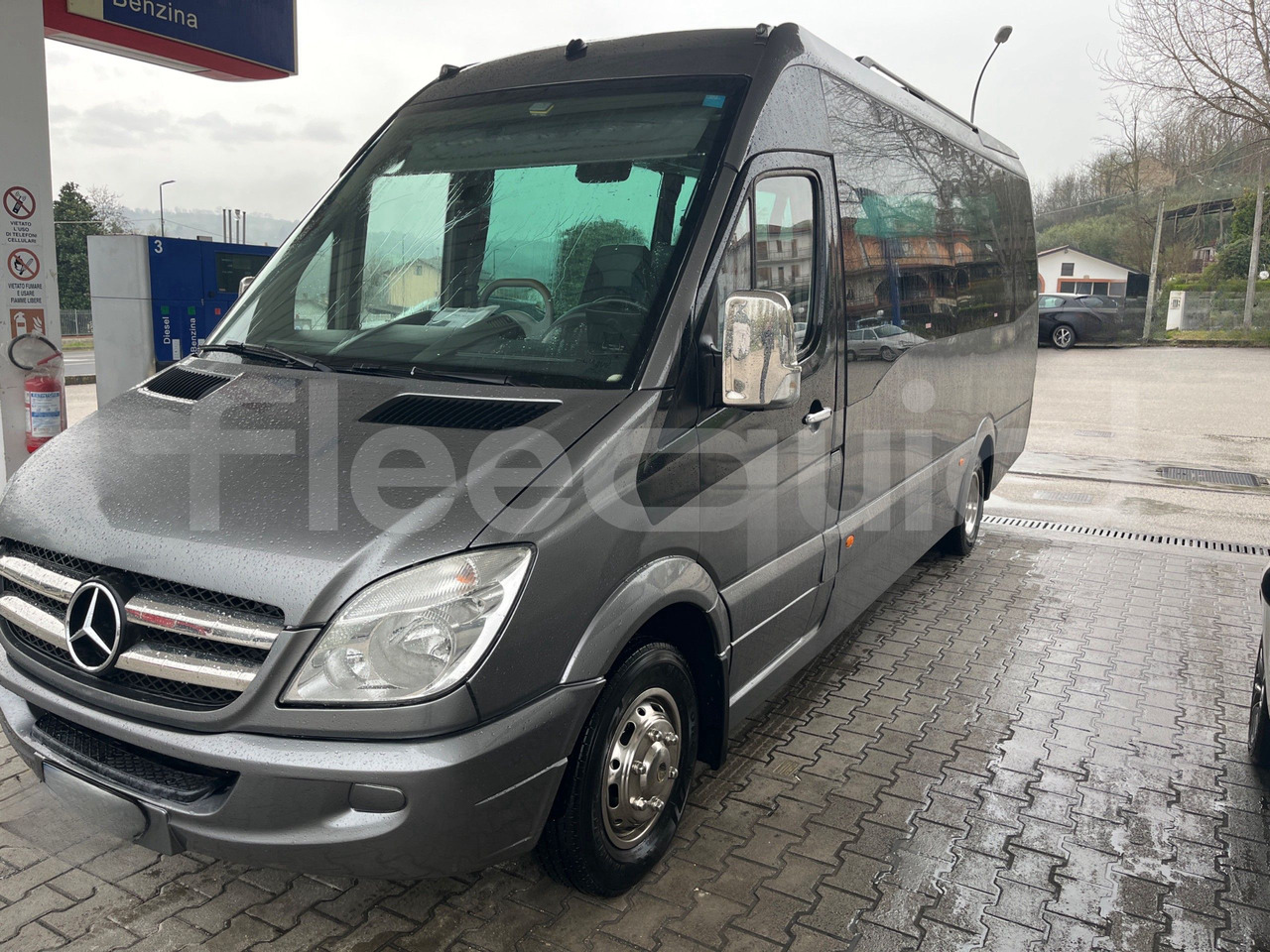 Mercedes-Benz Sprinter - حافلة صغيرة, ميكروباص: صور 4 Mercedes-Benz Sprinter - حافلة صغيرة, ميكروباص: صور 4
