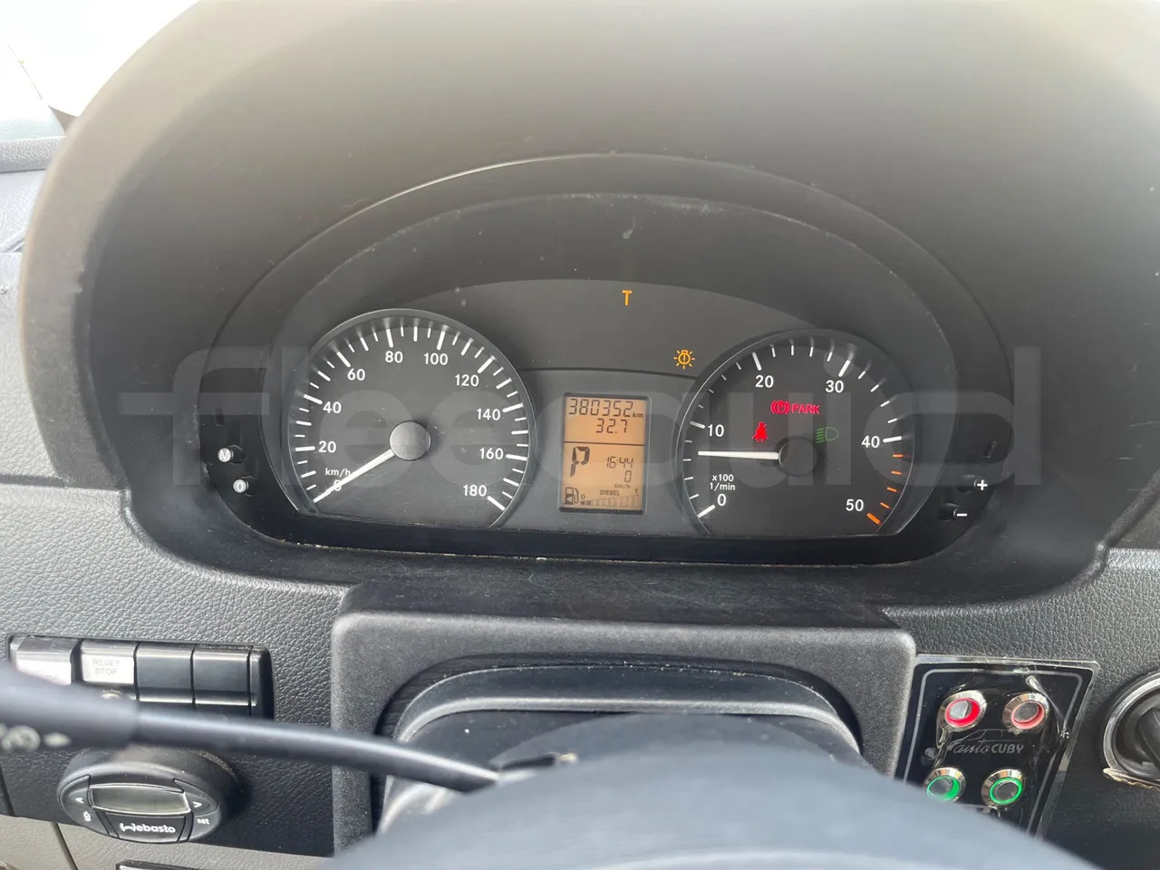 Mercedes-Benz Sprinter - حافلة صغيرة, ميكروباص: صور 3 Mercedes-Benz Sprinter - حافلة صغيرة, ميكروباص: صور 3