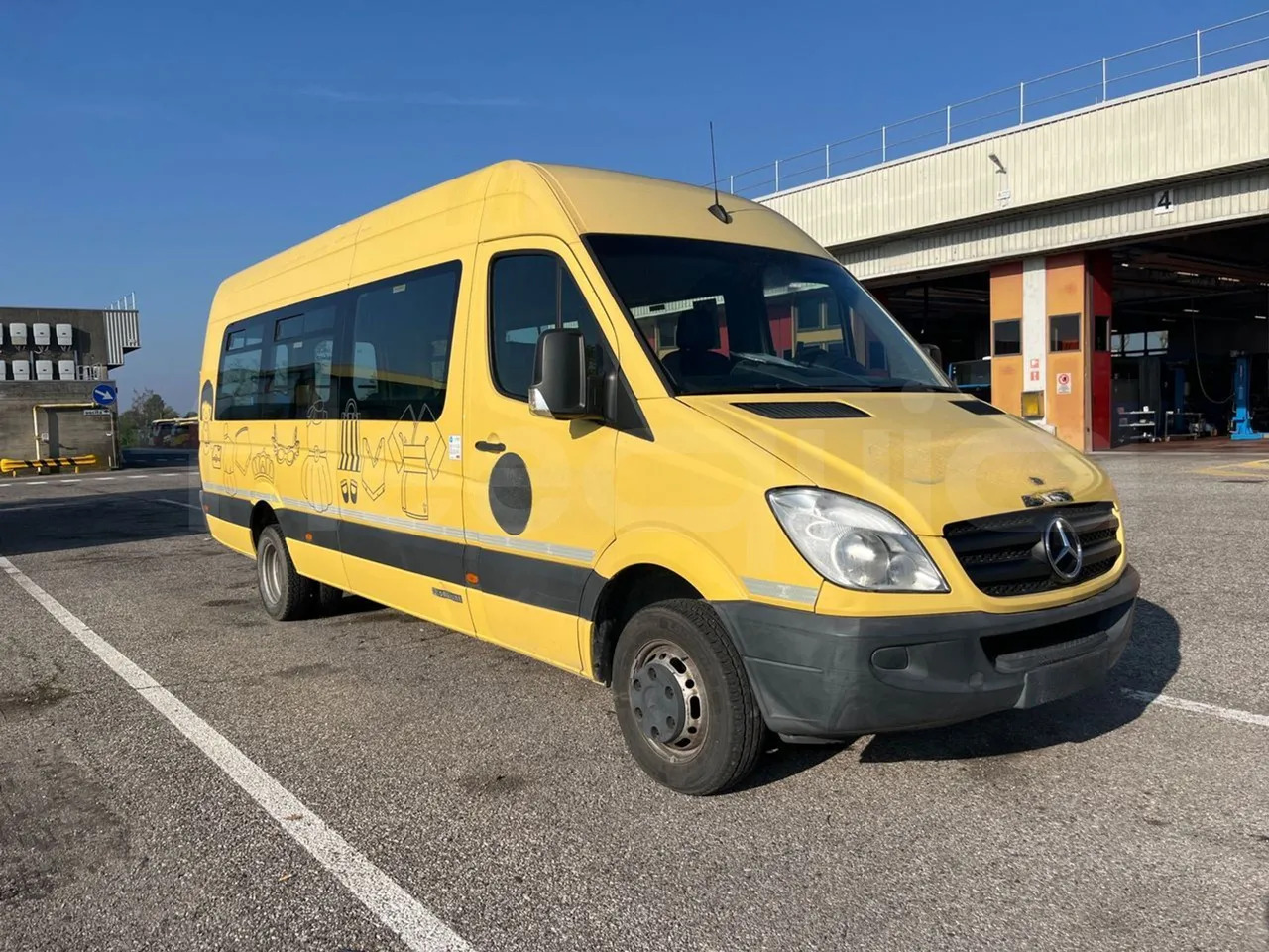 Mercedes-Benz Sprinter - حافلة مدرسية, حافلة صغيرة: صور 1 Mercedes-Benz Sprinter - حافلة مدرسية, حافلة صغيرة: صور 1
