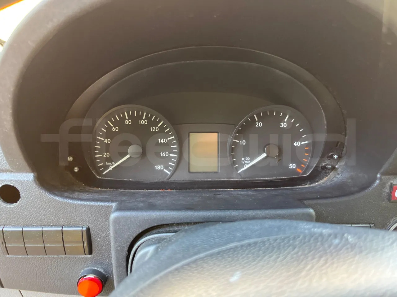 Mercedes-Benz Sprinter - حافلة مدرسية: صور 3 Mercedes-Benz Sprinter - حافلة مدرسية: صور 3