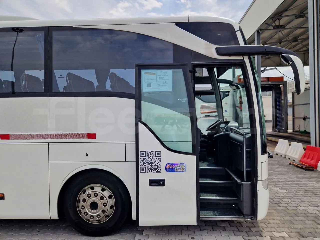 سياحية حافلة Mercedes-Benz Tourismo: صور 13