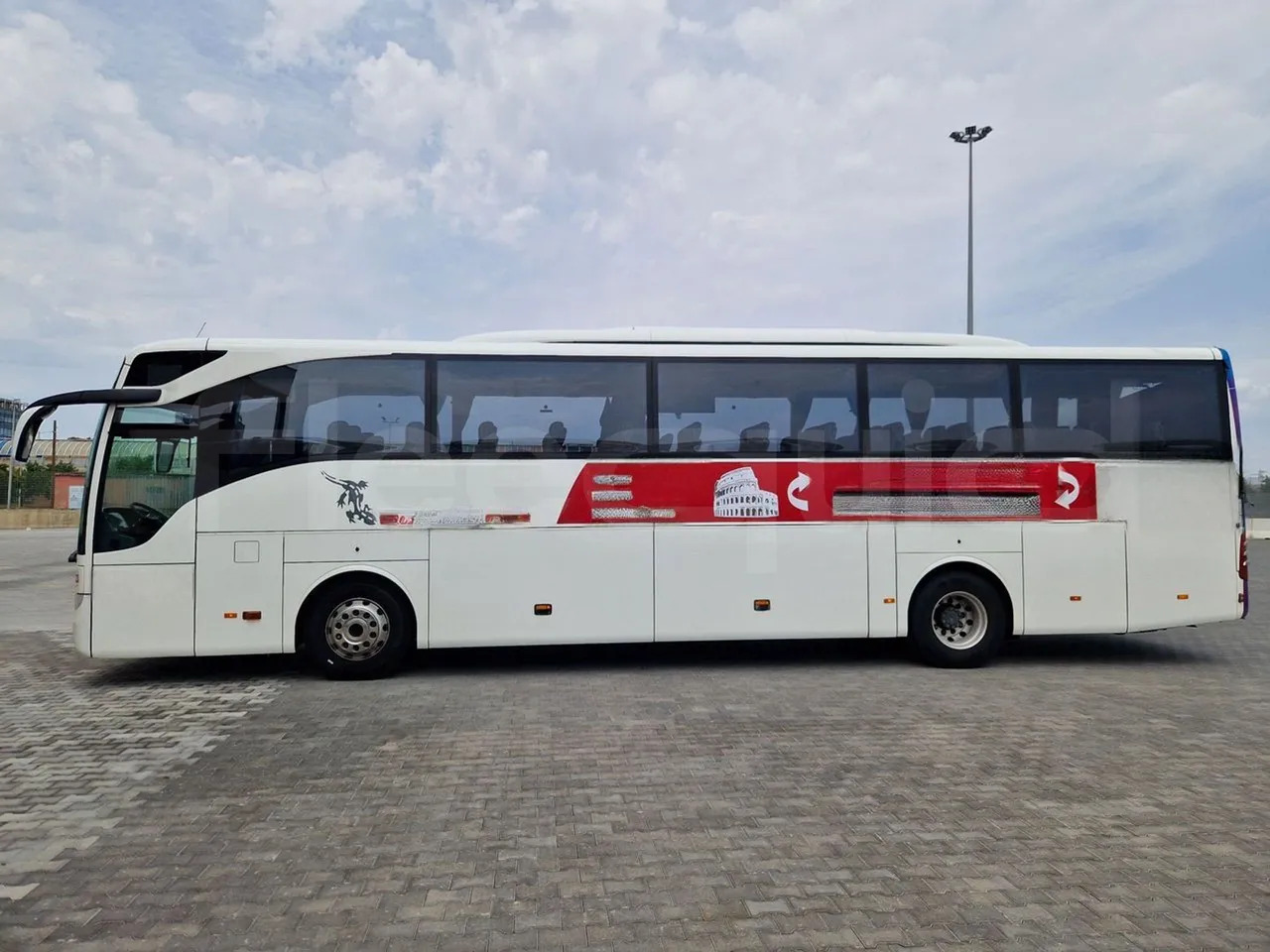 سياحية حافلة Mercedes-Benz Tourismo: صور 6