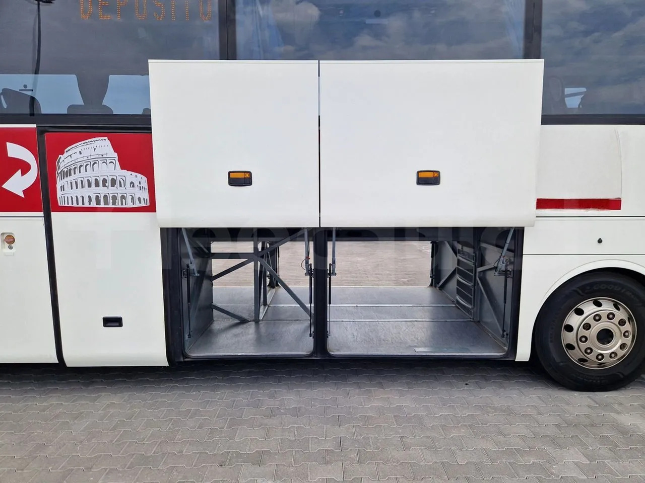 سياحية حافلة Mercedes-Benz Tourismo: صور 7