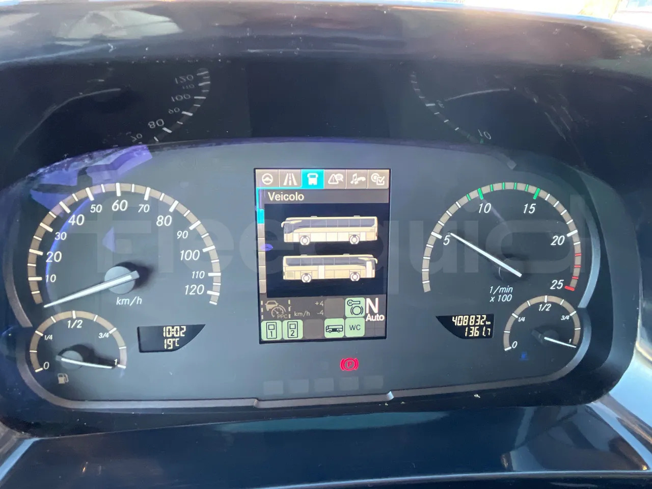 Mercedes-Benz Tourismo - سياحية حافلة: صور 3 Mercedes-Benz Tourismo - سياحية حافلة: صور 3