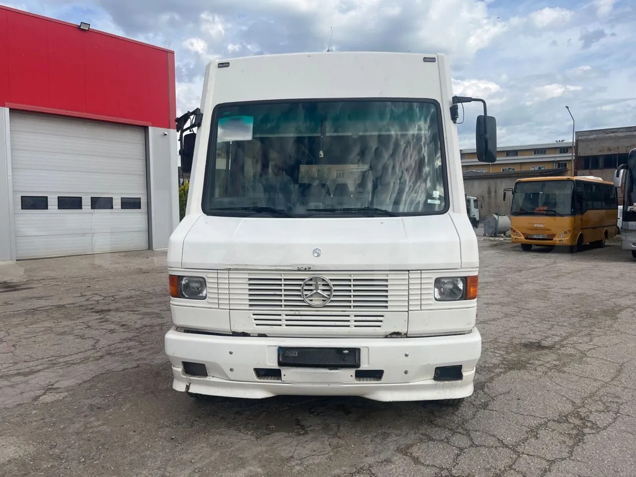 Mercedes-Benz Vario - باص النقل بين المدن: صور 1 Mercedes-Benz Vario - باص النقل بين المدن: صور 1