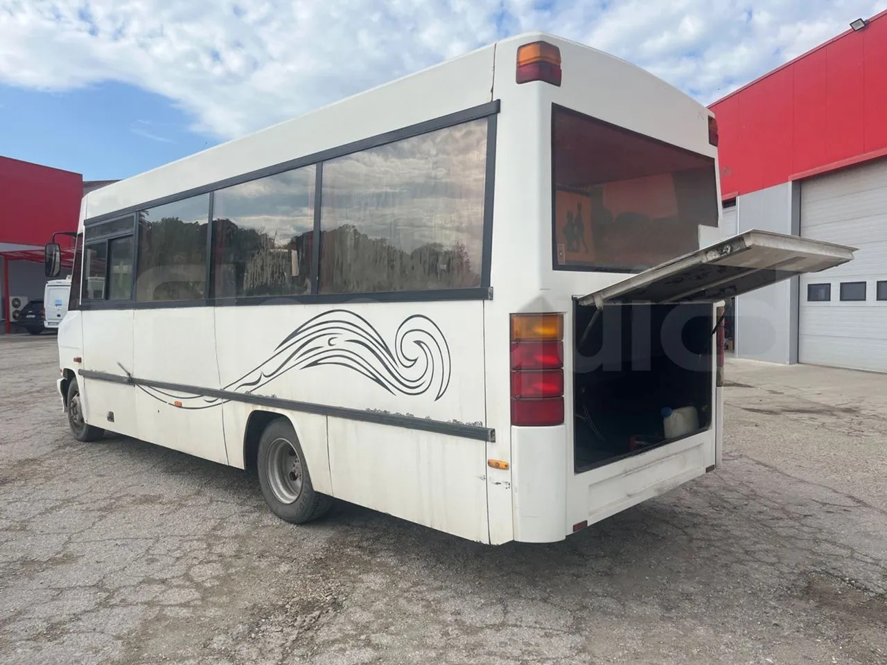 Mercedes-Benz Vario - حافلة صغيرة, ميكروباص: صور 5 Mercedes-Benz Vario - حافلة صغيرة, ميكروباص: صور 5