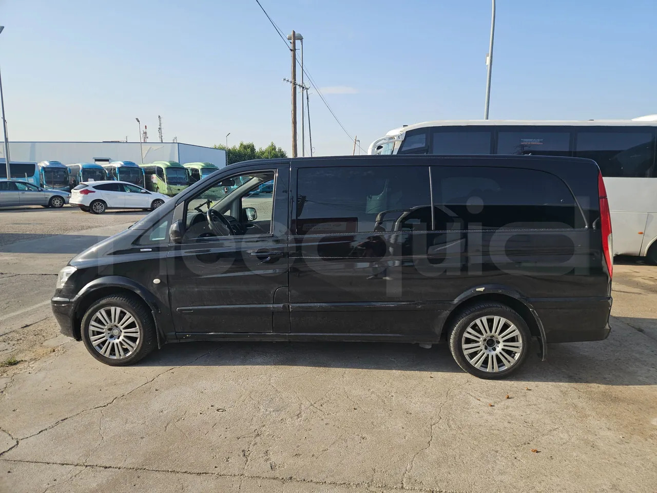 Mercedes-Benz Vito Tourer - حافلة صغيرة, ميكروباص: صور 5 Mercedes-Benz Vito Tourer - حافلة صغيرة, ميكروباص: صور 5
