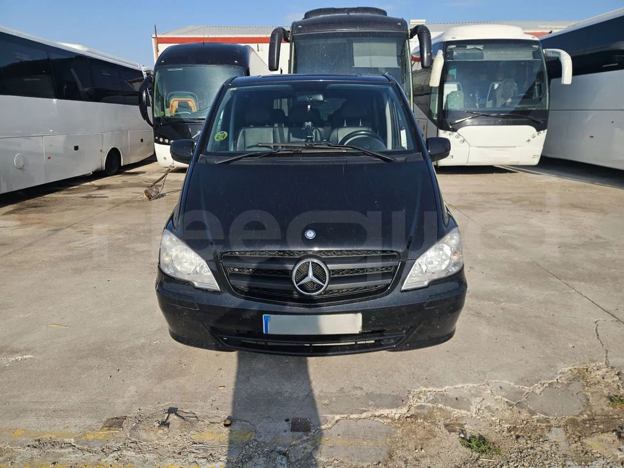 Mercedes-Benz Vito Tourer - حافلة صغيرة, ميكروباص: صور 2 Mercedes-Benz Vito Tourer - حافلة صغيرة, ميكروباص: صور 2