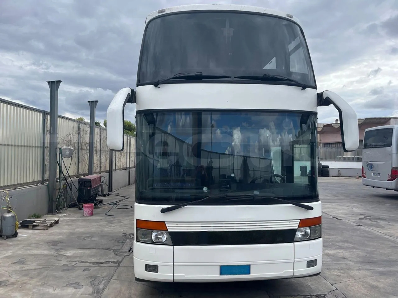 Setra S328 - حافلة ذات طابقين: صور 2 Setra S328 - حافلة ذات طابقين: صور 2